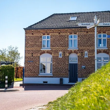 Op De Koule Holiday home